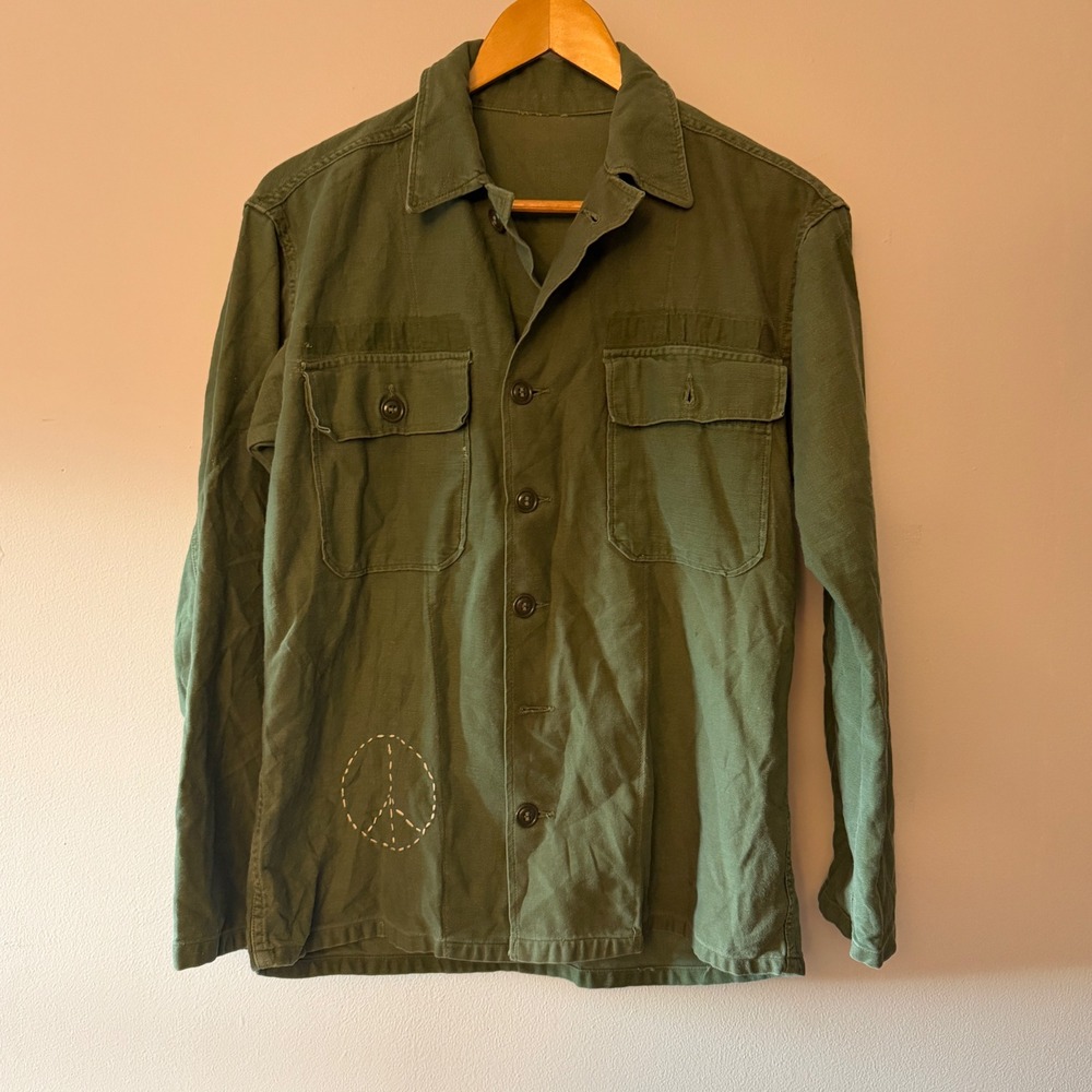 Vintage 60s 70s Military Utility Shirt OG-107 Fatigue Olive Drab Peace Sign M